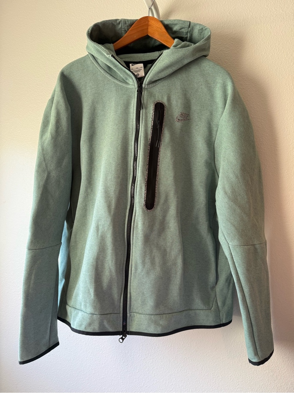 Nike Mint Green Full-Zip Hooded Jacket with Black Trim